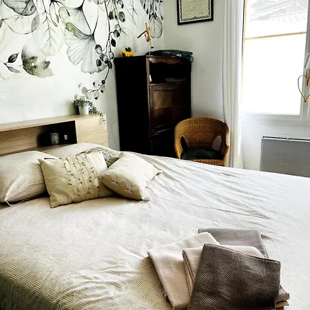 Chez Simone Apartment *
